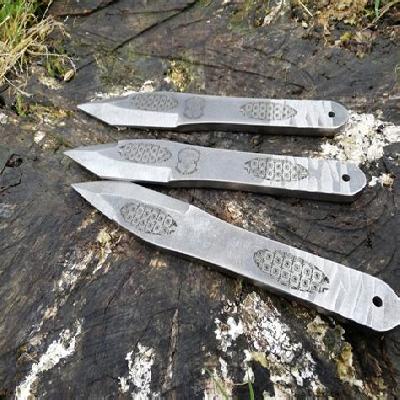 CE-166 Soft Grip Laser Knife 9"